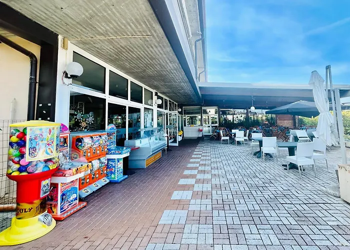 Ambra - Accesso A 3 Piscine A 200m Dal * 代森扎诺-德尔加达