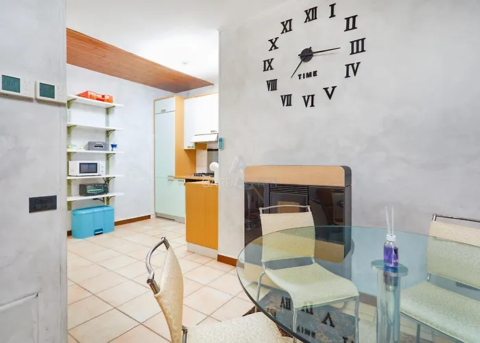 Ambra - Accesso A 3 Piscine A 200m Dal * 代森扎诺-德尔加达