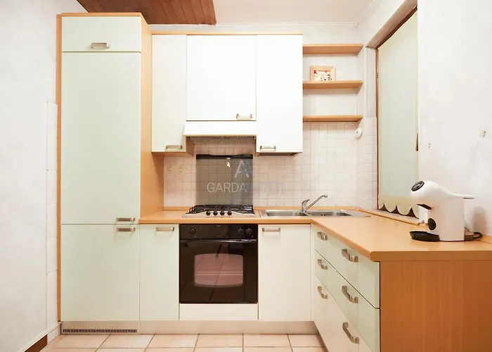 Ambra - Accesso A 3 Piscine A 200m Dal * 代森扎诺-德尔加达